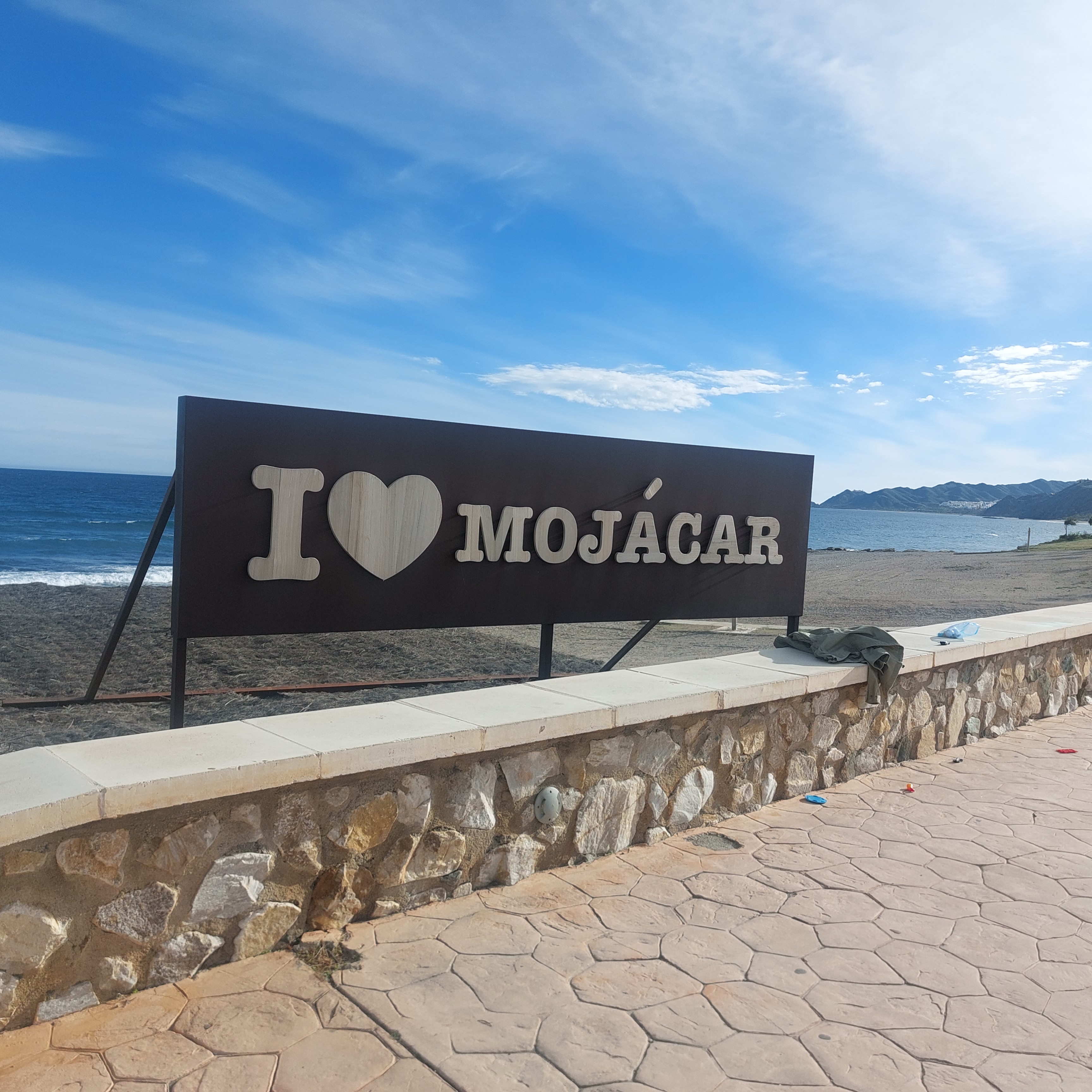 Mojácar Schild am Strand